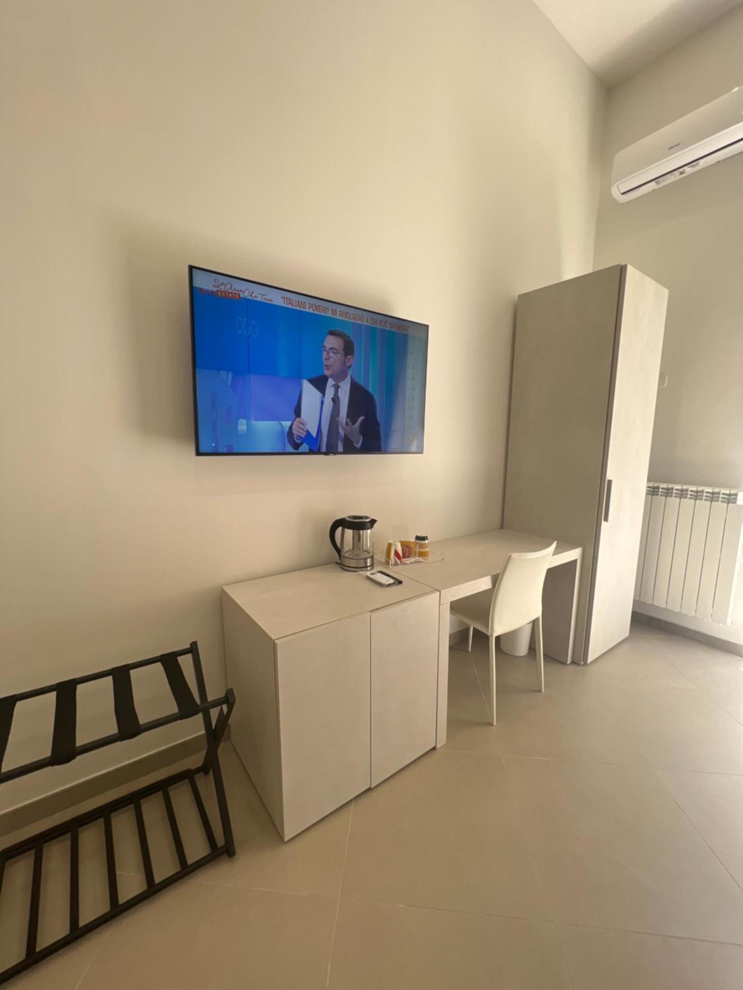 Hotel Dimora Chiaia 209 à Naples Extérieur photo