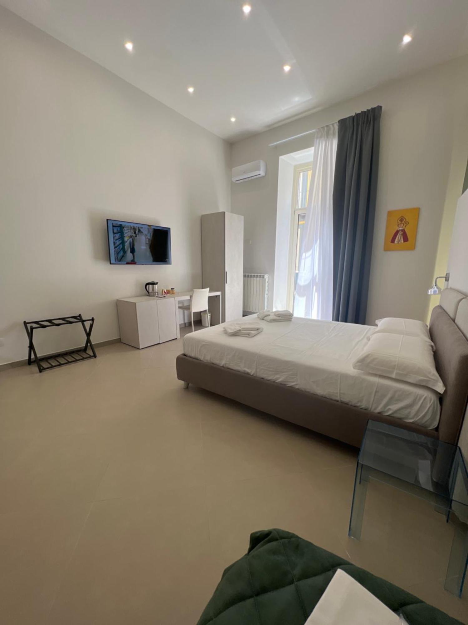 Hotel Dimora Chiaia 209 à Naples Extérieur photo