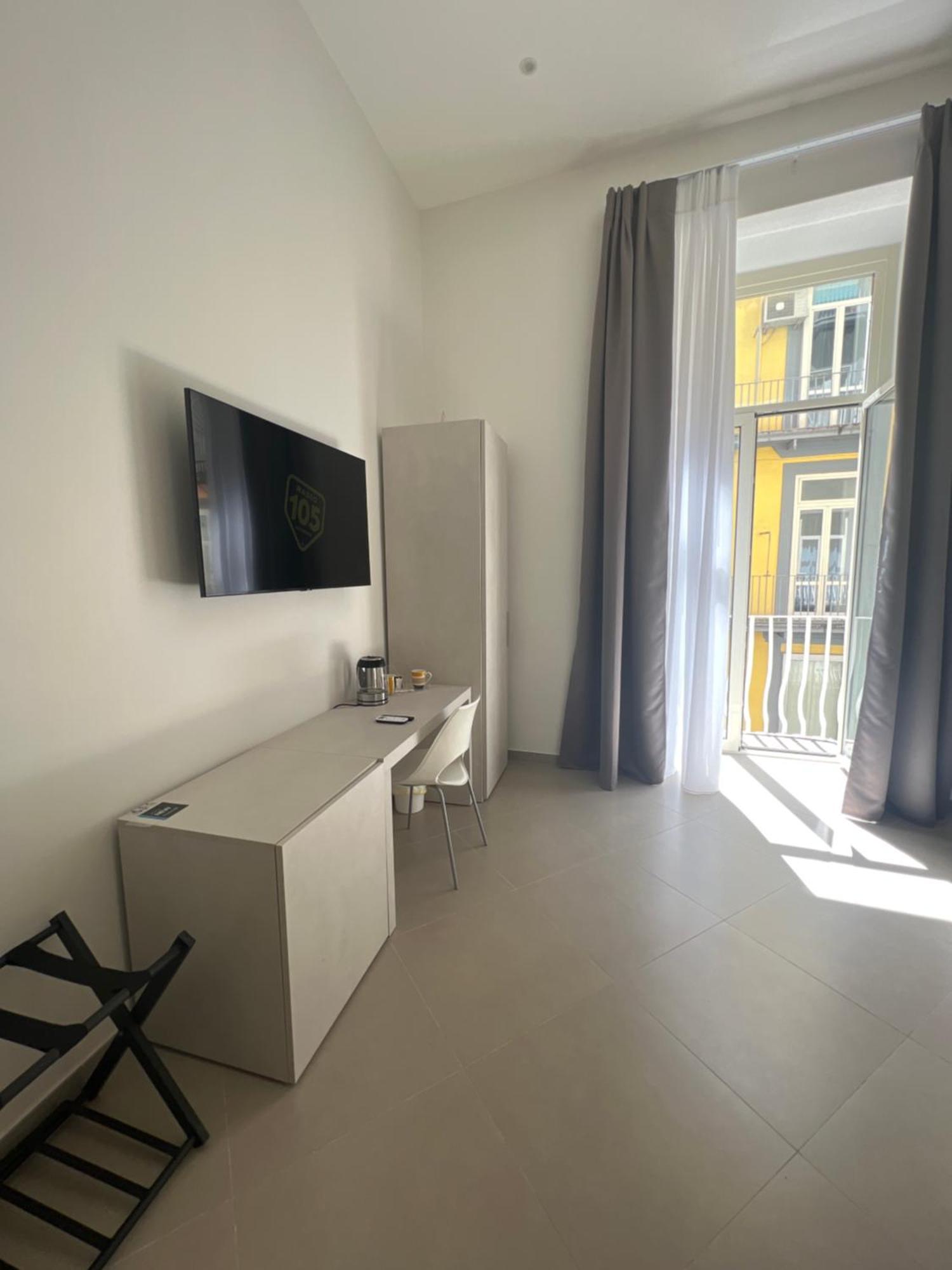 Hotel Dimora Chiaia 209 à Naples Extérieur photo