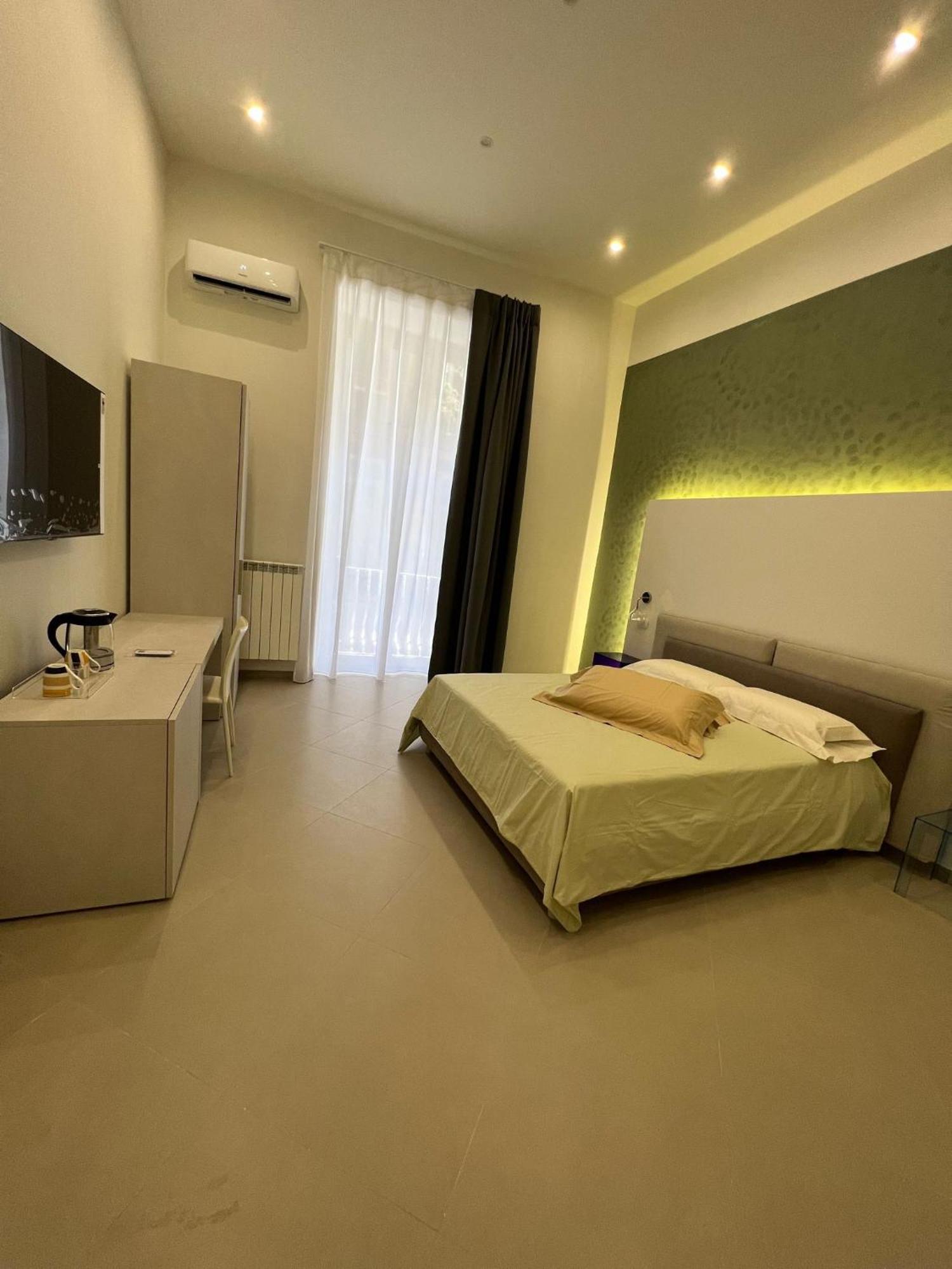 Hotel Dimora Chiaia 209 à Naples Extérieur photo
