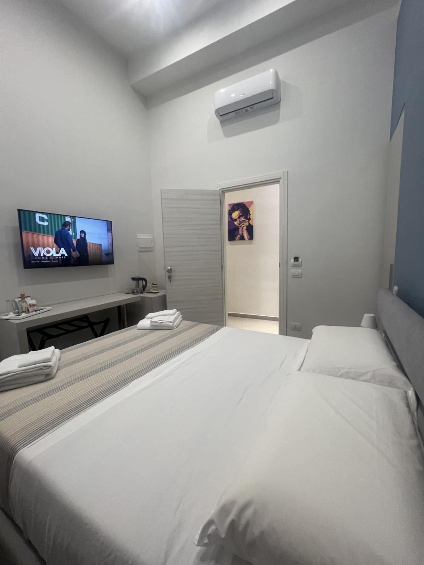 Hotel Dimora Chiaia 209 à Naples Extérieur photo