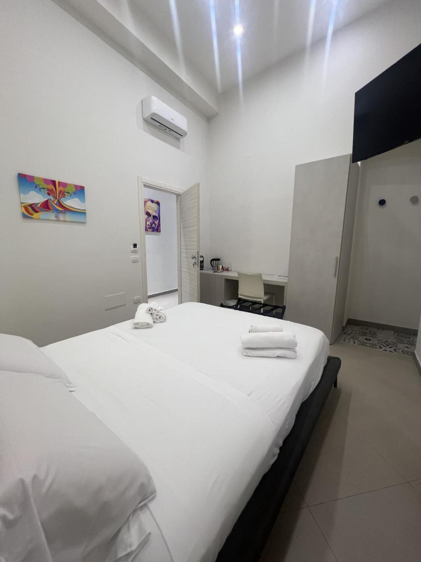 Hotel Dimora Chiaia 209 à Naples Extérieur photo